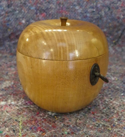 'Apple' Tea Caddy