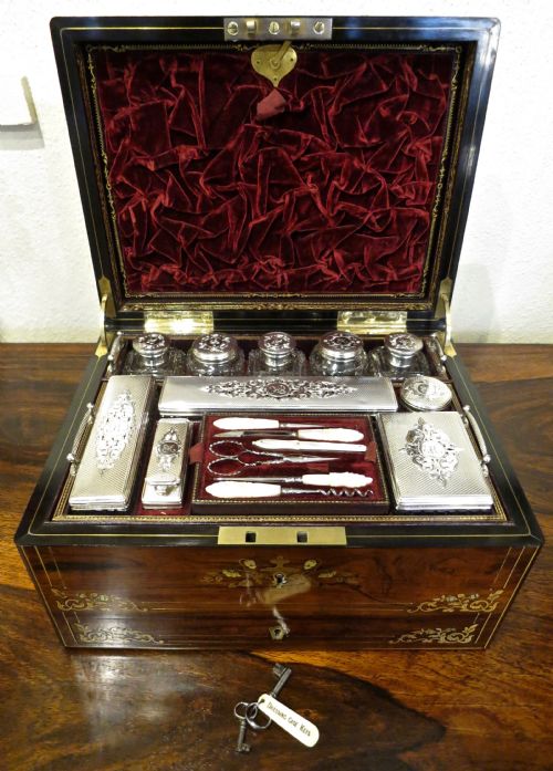 Exceptional Silver Fitted Ladys Dressing Case