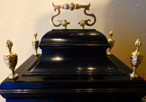 fig 1. MID-18TH CENTURY VERGE BRACKET CLOCK