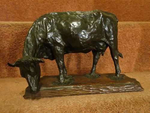 Anonymous: A Charming Bronze  Sculpture of a Cow!