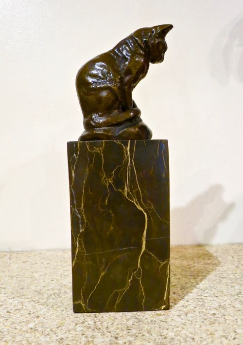 "Chat Assis" Bronze by Antoine-louis Barye