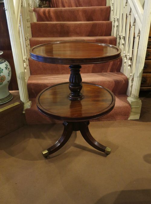fig 1. GILLOWS: AN ICONIC TWO-TIER DUMB WAITER