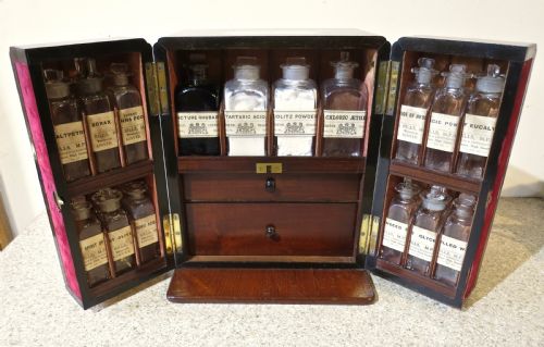 Fully Fitted Apothecary (Medicine) Box