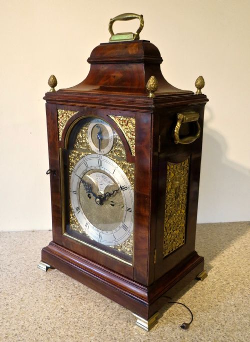 fig 1. GOOD 18TH CENTURY MAHOGANY 