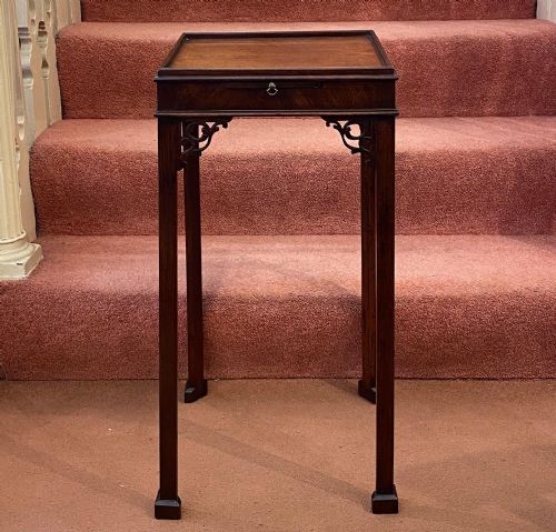 Late 18th Century Chippendale Period Solid Mahogany Urn Table