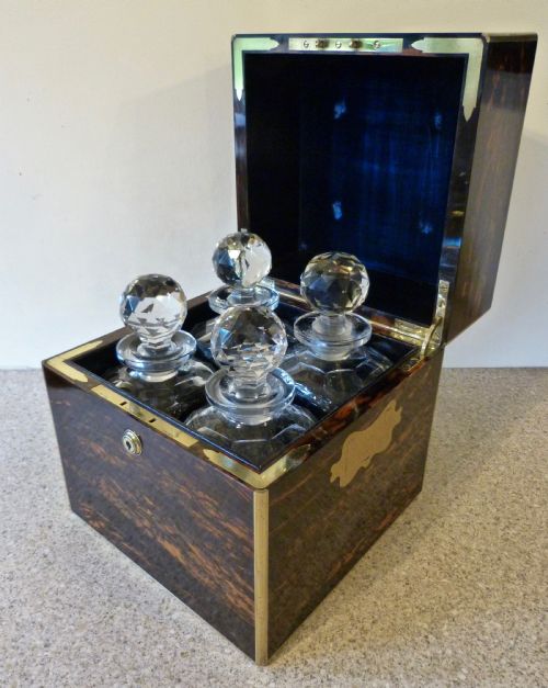 Handsome Coromandel Decanter Box & 4 Decanters