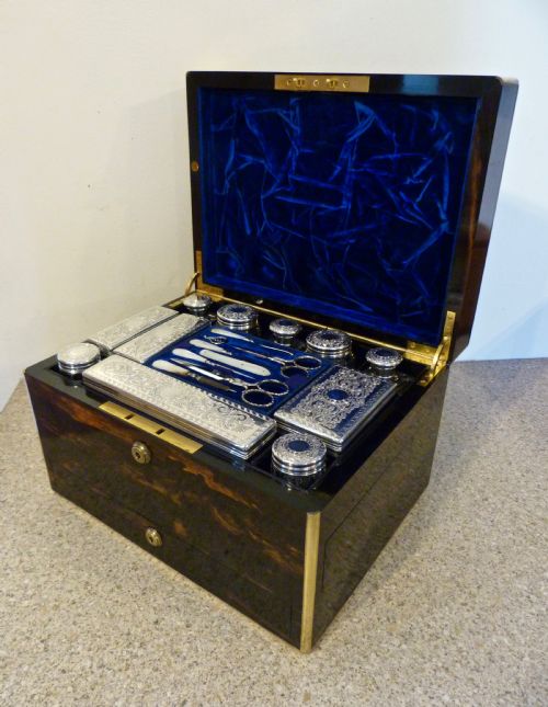 Beautifully Fitted Lady's Dressing/jewellery Box