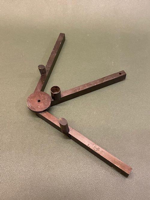 fig 3. Portable brass compound Microscope by Moginie & C.Baker of London c.1860