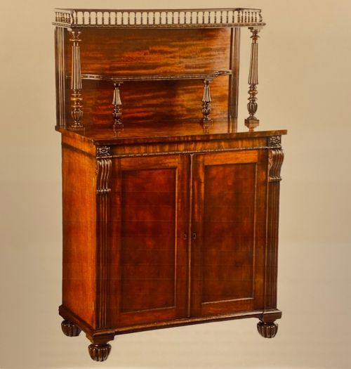 Gillows of Lancaster: Early 19th Century Mahogany Chiffonier
