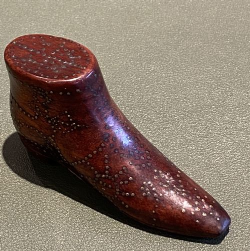 19th Century Mahogany ‘Boot-shaped’ Model (84mm) with Pin Decoration