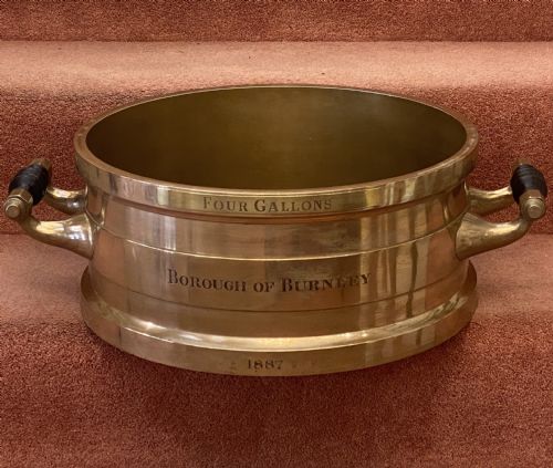 Bronze Imperial Half-bushel / 4 Gallon Measure – 1887