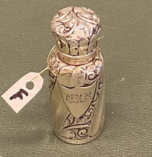 Pretty Embossed Silver Scent Bottle. Hallmarked 1892, Birmingham