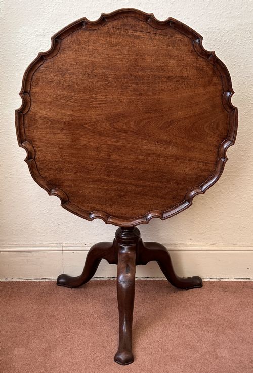 MID19TH CENTURY TILTTOP MAHOGANY OCCASIONAL TABLE WITH SCALLOPED EDGE - ADDITIONAL PHOTO 7