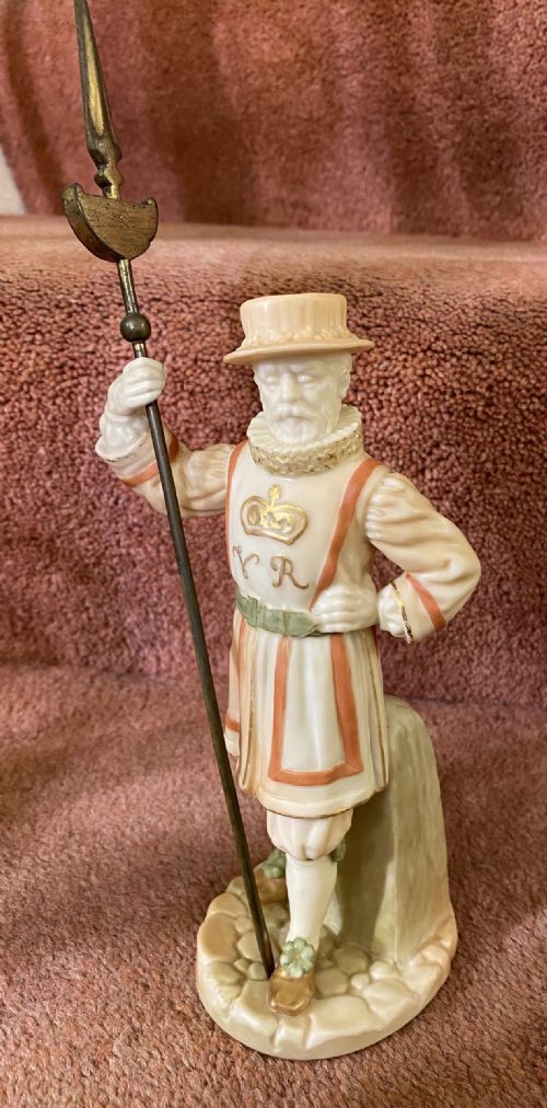Rare Royal Worcester Porcelain Figure - Beefeater (Model No: 1362), by James Hadley. Dated 1892