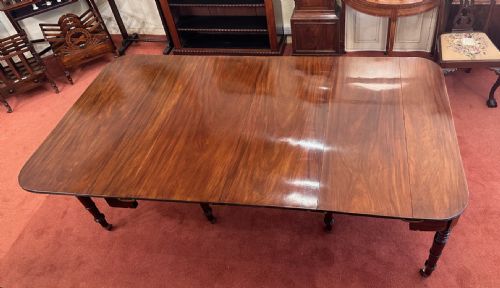 fig 1. Georgian Mahogany extending DINING TABLE with 3 removable leaves after the designs of Wilkinson & Wilkinson of London