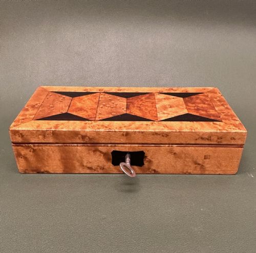William IV Birdseye-maple Specimen Ring Box