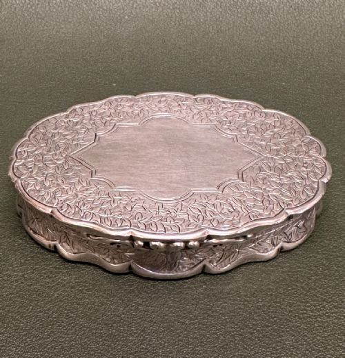 fig 1. Oval Hallmarked silver SNUFF BOX, by George Unite, Birmingham, 1867