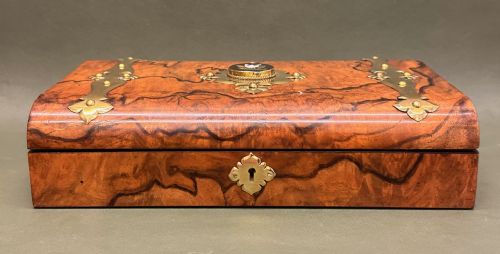 BRASS BOUND 'FIGURED' WALNUT CARDGAMES BOX BY GEORGE BETJEMANN - ADDITIONAL PHOTO 6