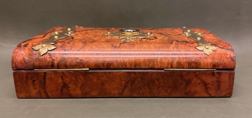 BRASS BOUND 'FIGURED' WALNUT CARDGAMES BOX BY GEORGE BETJEMANN - ADDITIONAL PHOTO 7