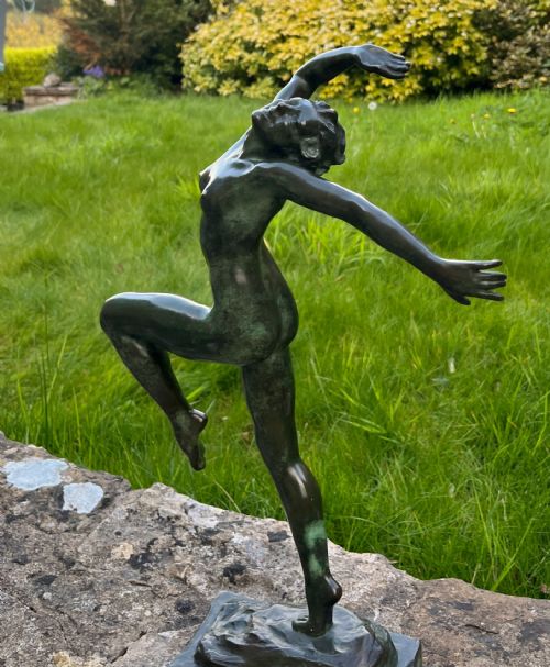 Emmanuel Cavacos: A Naked Bronze Dancer