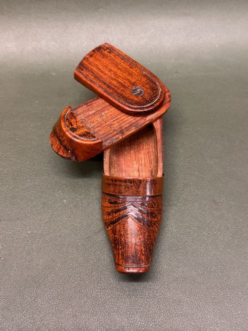 A Charming 19th Century Novelty 'Puzzle' Snuff Box Modelled as a Shoe