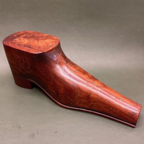 Large Mahogany Table Snuff Shoe - Late 19th/20th Century. 31 Cm Long