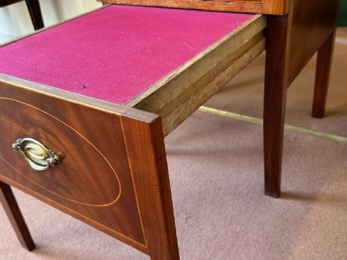 REGENCY PERIOD MAHOGANY BEDSIDE CABINET WITH A PULLOUT STEP - ADDITIONAL PHOTO 3