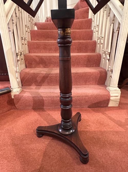 GEORGE IV MAHOGANY ADJUSTABLE DUET MUSIC STAND - ADDITIONAL PHOTO 2