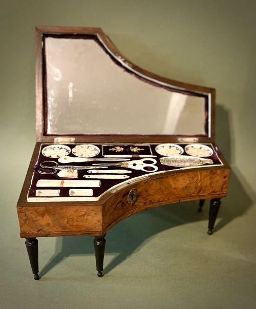 Fine Fitted "Palais Royale" Sewing Box