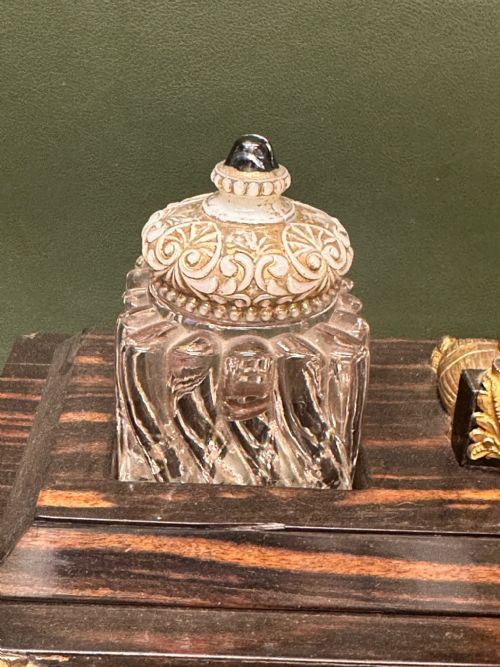 19TH CENTURY COROMANDELWOOD DESK STAND - ADDITIONAL PHOTO 3