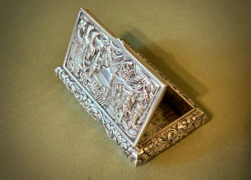 Heavy Chinese Silver Snuff Box
