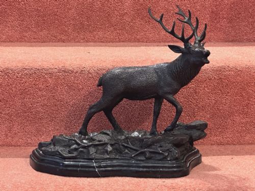 fig 1. Impressive 19th century French bronze figure of a Stag – P.J. Méne (1810-1879).