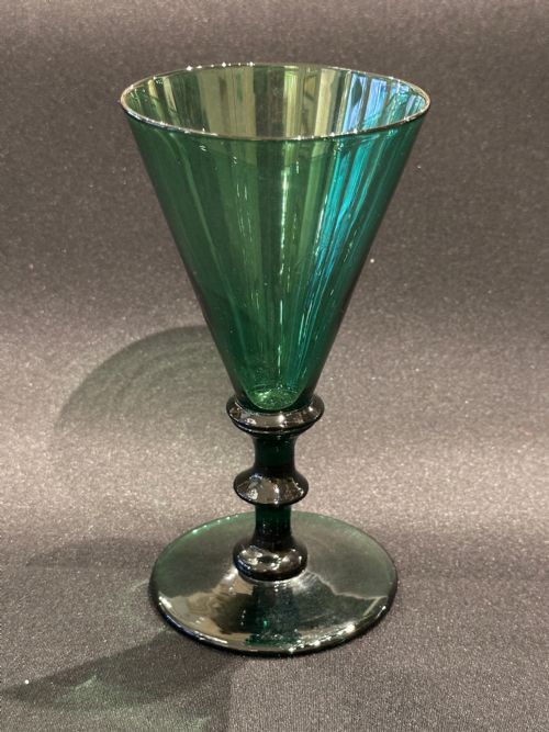 Pair of Georgian Bristol Green Wine Glasses, C.1820