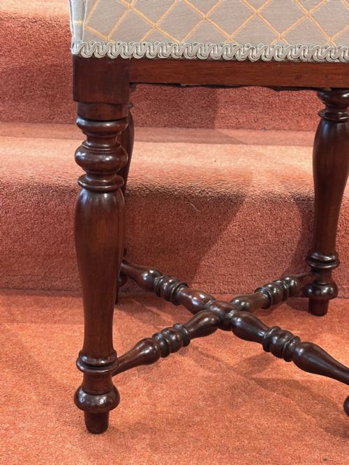 VICTORIAN MAHOGANY UPHOLSTERED FOOTSTOOL MUSIC STOOL - ADDITIONAL PHOTO 2