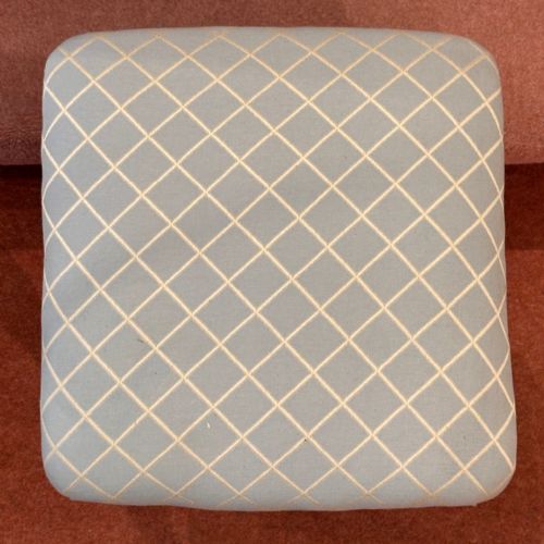 VICTORIAN MAHOGANY UPHOLSTERED FOOTSTOOL MUSIC STOOL - ADDITIONAL PHOTO 3