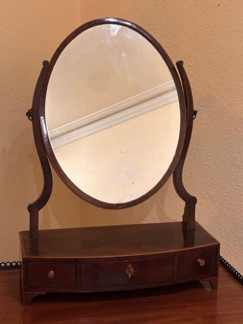 GEORGIAN BOWFRONTED FLAME MAHOGANY OVAL TOILET MIRROR - ADDITIONAL PHOTO 1
