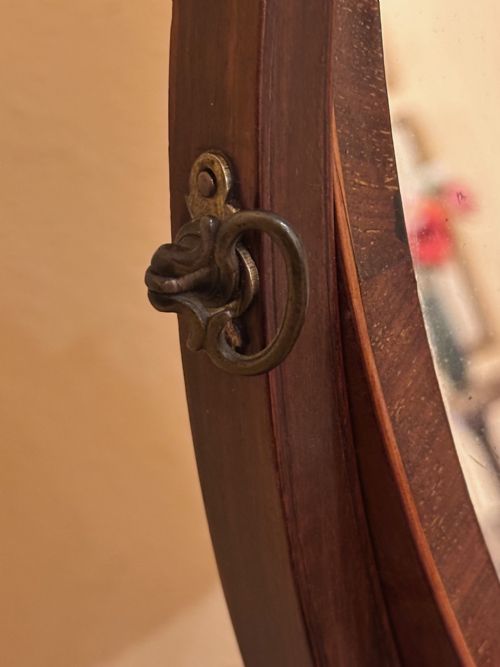 GEORGIAN BOWFRONTED FLAME MAHOGANY OVAL TOILET MIRROR - ADDITIONAL PHOTO 4