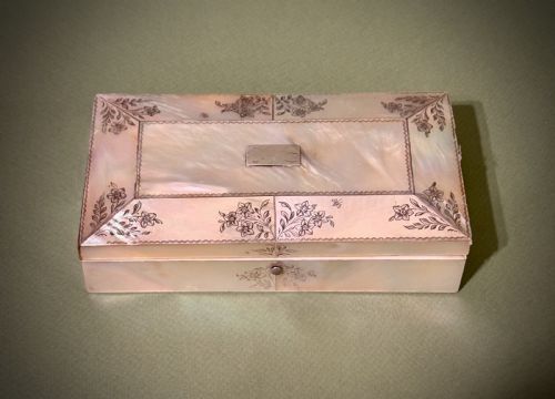 VERY FINE MOTHEROFPEARL SEWING BOX - ADDITIONAL PHOTO 1