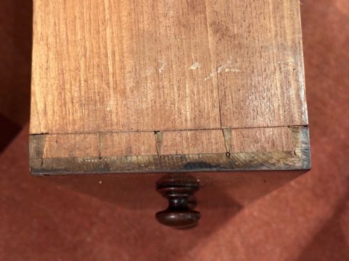 19TH CENTURY MAHOGANY WELLINGTON CHEST - ADDITIONAL PHOTO 6