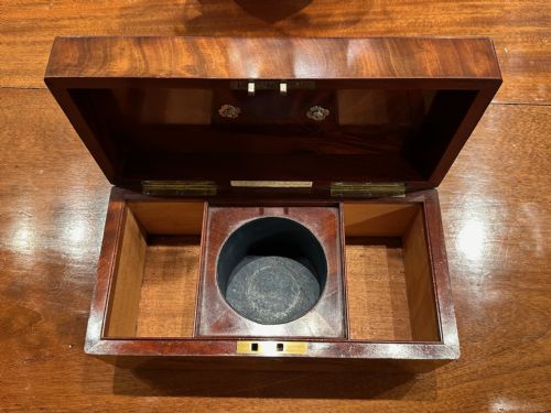 19TH CENTURY FLAME MAHOGANY DOUBLE TEA CADDY - ADDITIONAL PHOTO 5