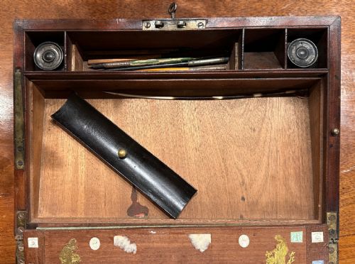 UNUSUAL 19TH CENTURY BRASS BOUND MAHOGANY WRITING BOX LECTERN - ADDITIONAL PHOTO 3