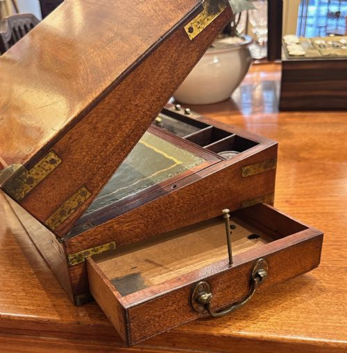 UNUSUAL 19TH CENTURY BRASS BOUND MAHOGANY WRITING BOX LECTERN - ADDITIONAL PHOTO 5