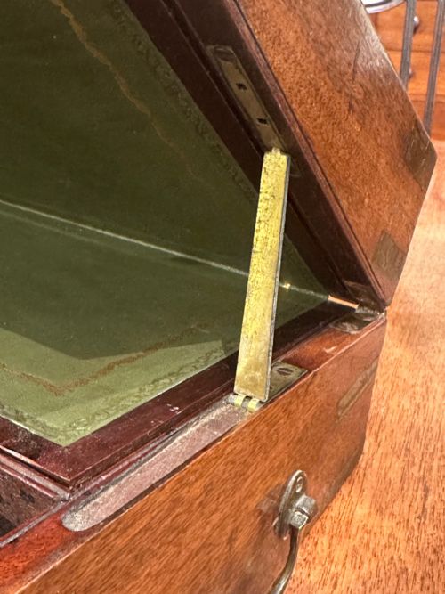 UNUSUAL 19TH CENTURY BRASS BOUND MAHOGANY WRITING BOX LECTERN - ADDITIONAL PHOTO 22