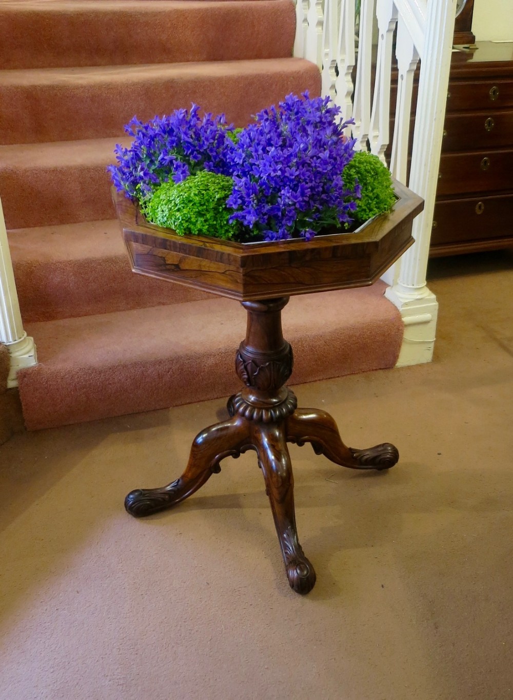 ROSEWOOD FLOWER TABLE BY GILLOWS OF LANCASTER