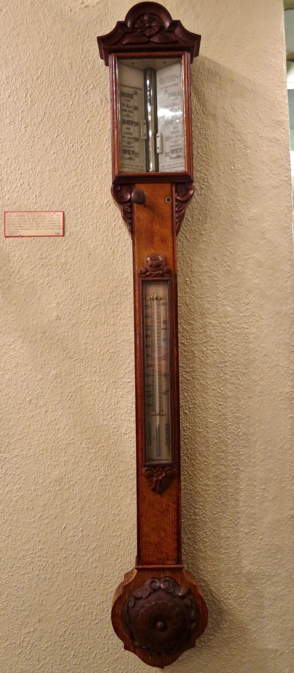 MID-VICTORIAN CARVED 