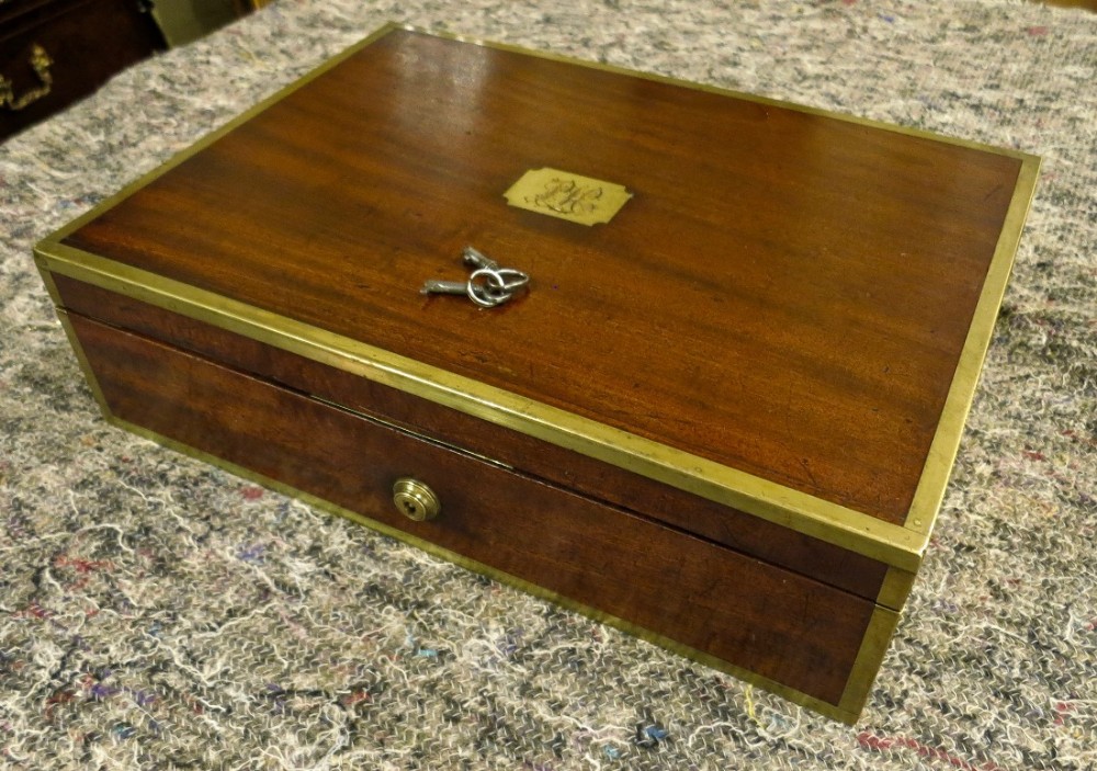 GENTLEMAN'S WRITING BOX BY EDWARDS