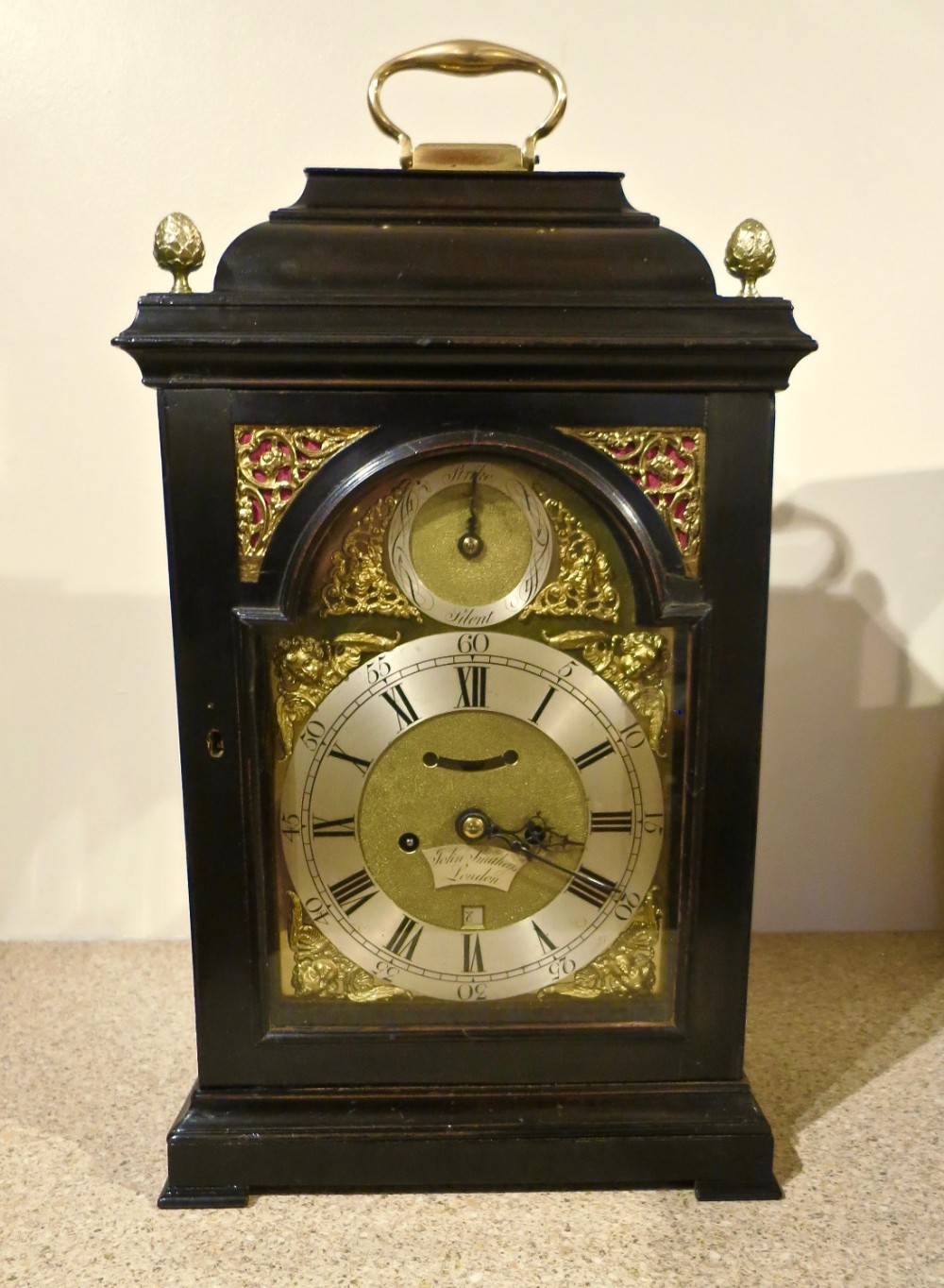 18TH CENTURY  LONDON-MADE VERGE BRACKET CLOCK 