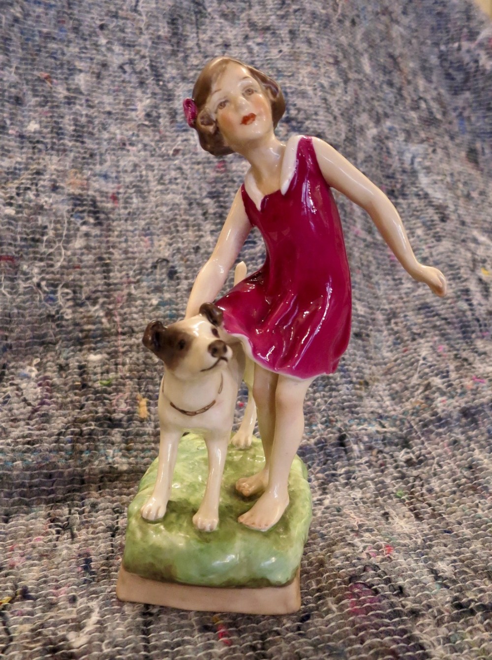 ROYAL WORCESTER FIGURE: 