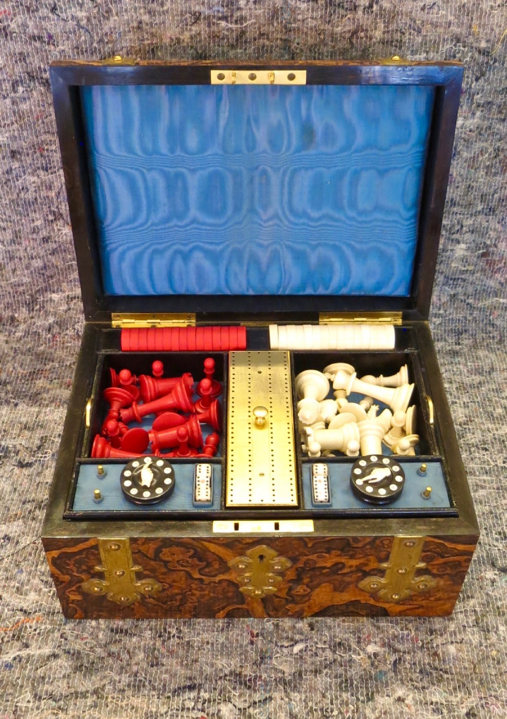 FULLY FITTED BURR WALNUT GAMES COMPENDIUM
