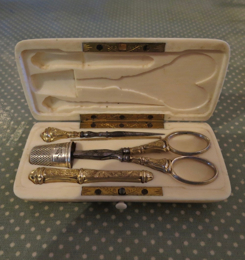 FULLY FITTED IVORY ETUI OR NECESSAIRE